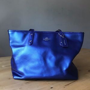 Coach metallic leather shoulder tote bag purple